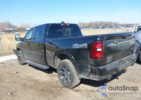 2025 Ram 1500 Big Horn 4X4 6'4 Box из США, поврежденный, VIN 1C6SRFMP2SN658960